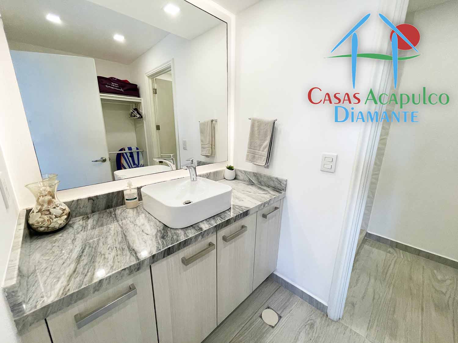 Maralago C 202 - Recámara dos antes de Otis 6